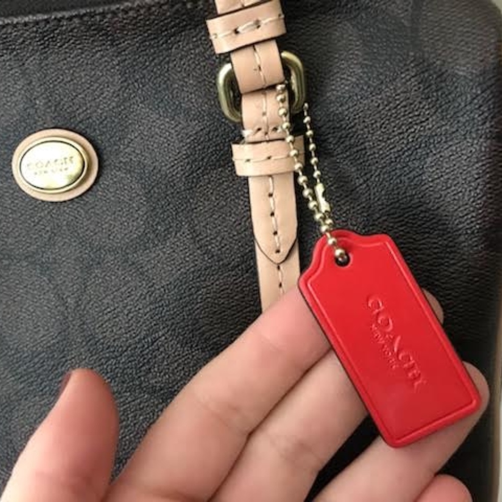 COACH women's adjustable handbag